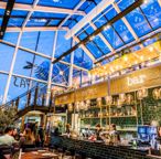 Afbeelding: Medewerker bediening Villa Tapas