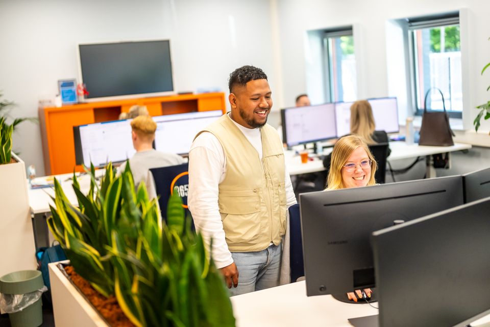 Hr-medewerkers op kantoor 365werk